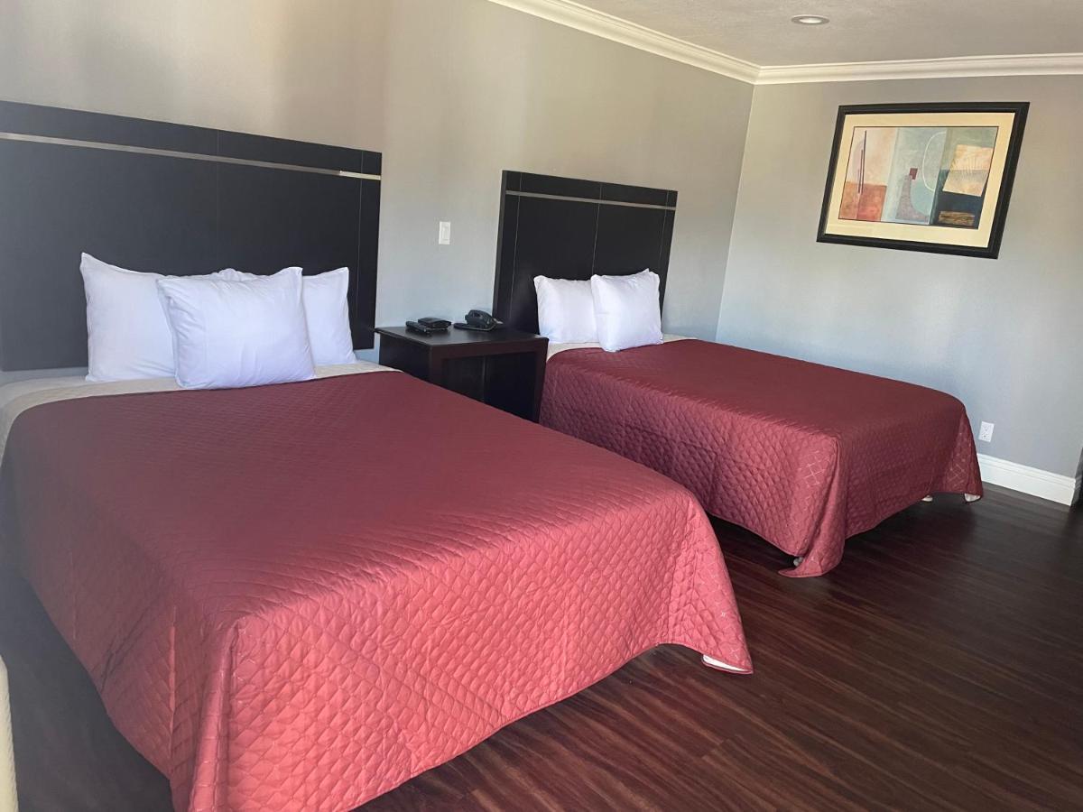 Legacy Inn & Suites Anaheim Esterno foto