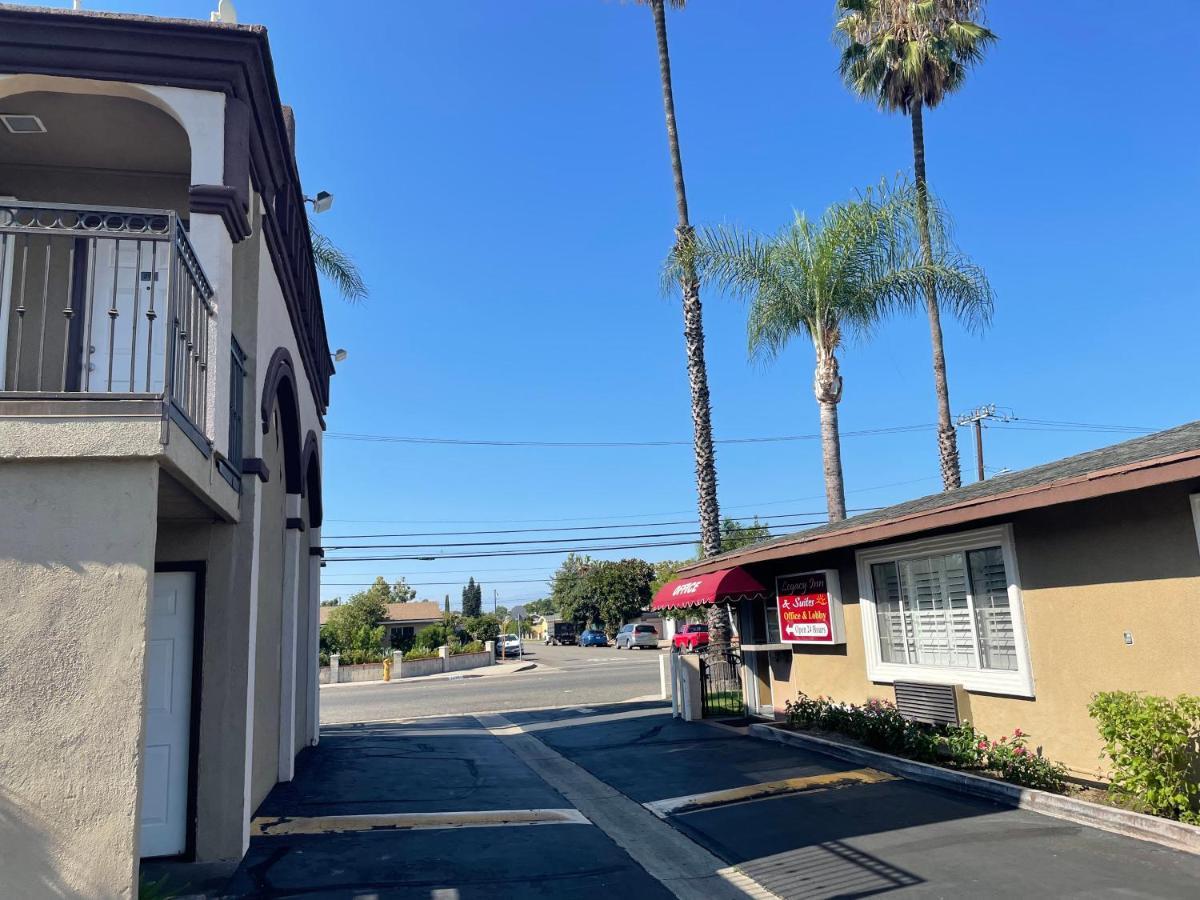 Legacy Inn & Suites Anaheim Esterno foto