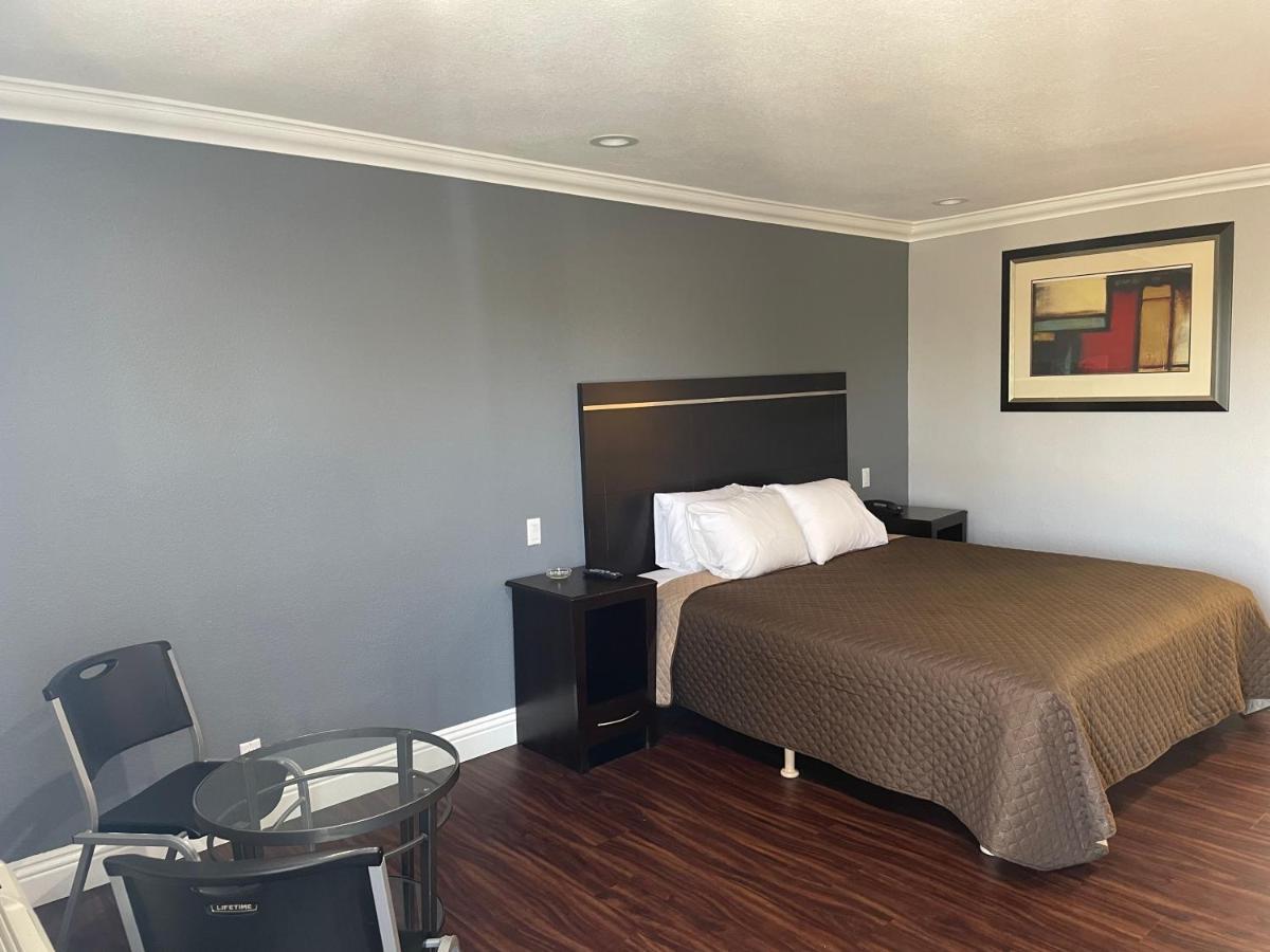 Legacy Inn & Suites Anaheim Esterno foto