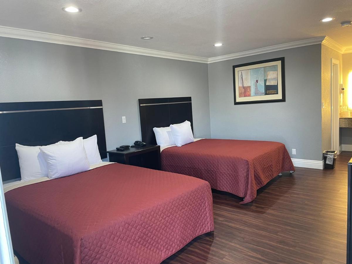 Legacy Inn & Suites Anaheim Esterno foto