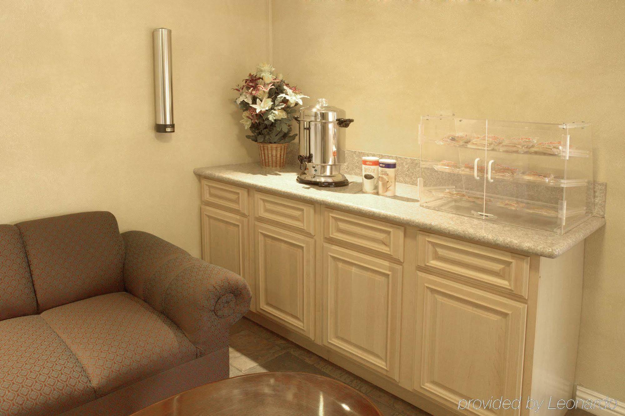 Legacy Inn & Suites Anaheim Esterno foto